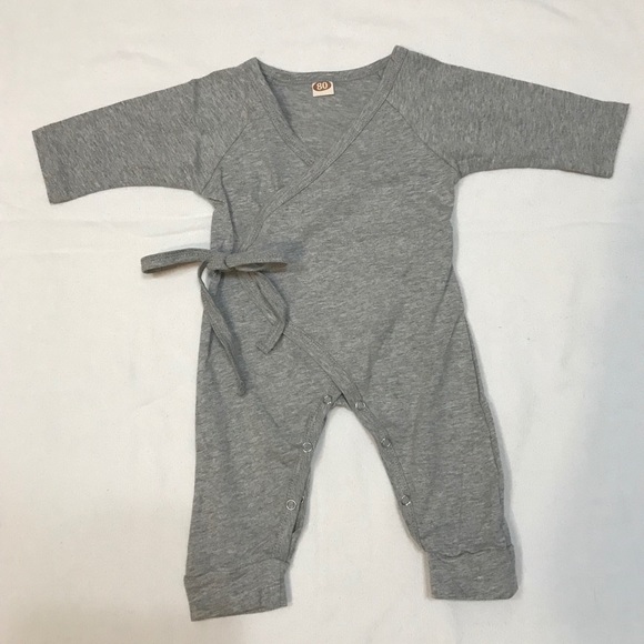 Adorable Infant Gray Bodysuit!! - Picture 2 of 5
